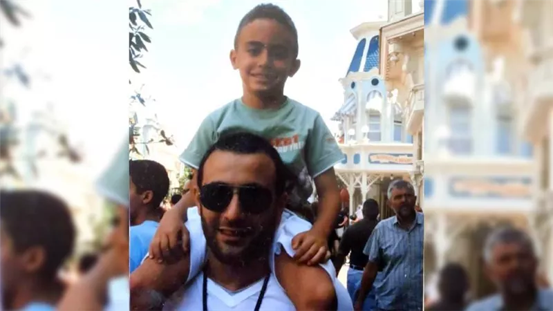 ياسين السقا ينشر صورة له من طفولته مع والده أحمد السقا