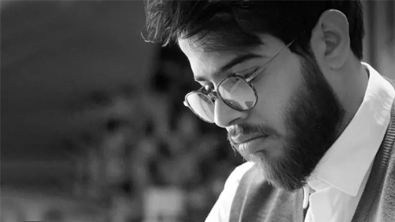 أدهم نابلسي يحذف 10 أغنيات من قناته بعد اعتزاله ويؤكد : أنا لا مفتي ولا شيخ وماقلتش إن الفن حرام