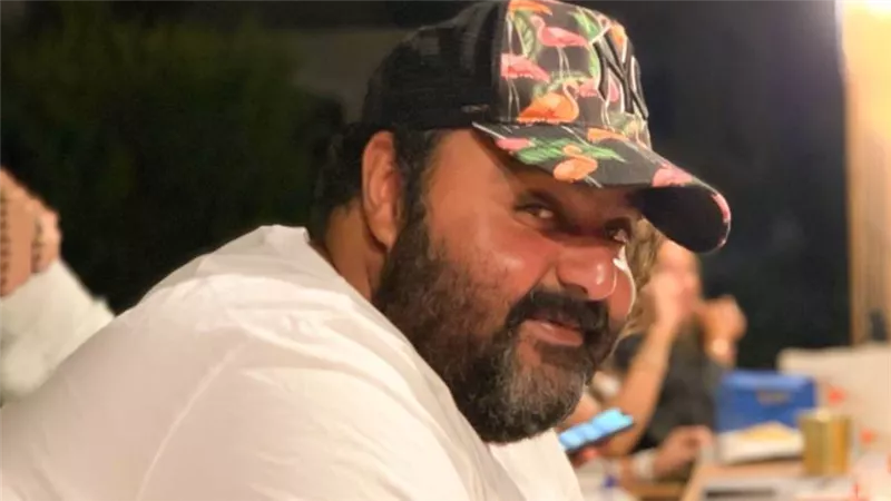 شيكو يعلن تعافيه من فيروس كورونا : الحمد لله نيجاتيف بعد 9 أيام