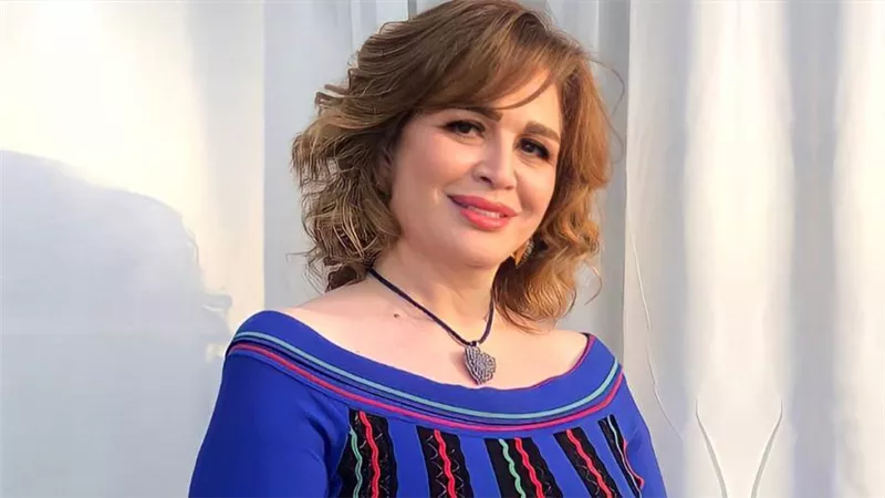 إلهام شاهين بعد هجوم أحد النواب عليها : كرمت من عدة جامعات عالمية كبرى وليه الناس مش وراها غيري ؟