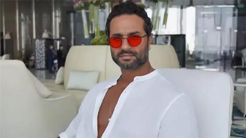 كريم فهمي يجسد مهنته في الحقيقة ويظهر في دور دكتور أسنان في مسلسل أزمة منتصف العمر رمضان 2022
