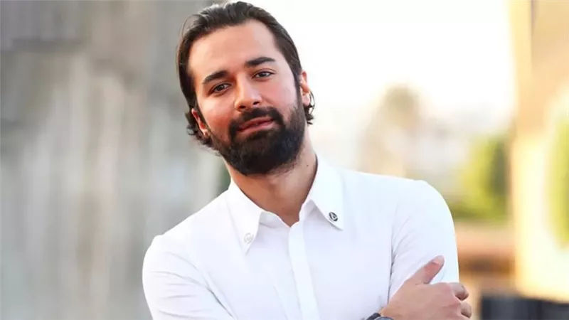 أحمد حاتم يحضر لفيلم جديد بعنوان المطاريد تأليف صلاح الجهيني والتصوير قريبًا