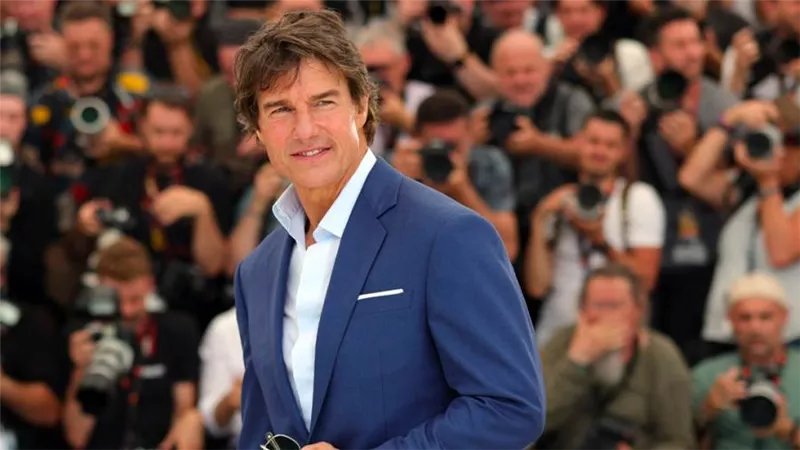توم كروز : عملت بائع فى طفولتى وعرضت نفسي للخطر في Mission Impossible لإبهار الجمهور والترفيه عنه