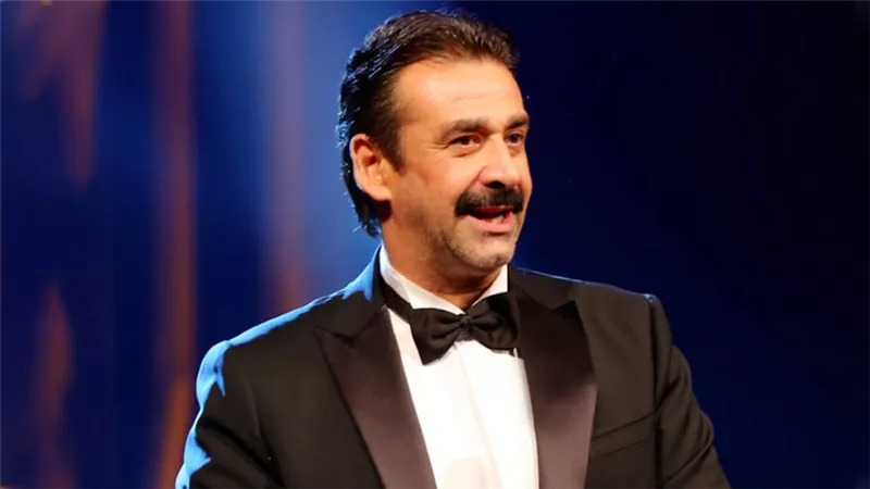 كريم عبدالعزيز