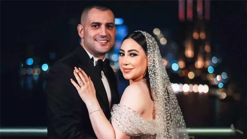 بوسي لـ جوزها في ليلة زفافها : عليّا الطلاق أبوّظ الجوازة أنا هربانة مني