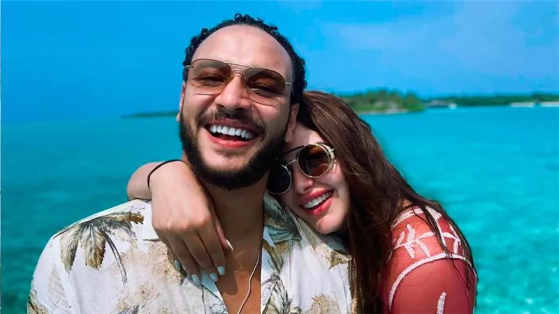 هنادي مهنا : شائعات انفصالي عن أحمد بتضحكنى وأجلنا قرار الخلفة لإنى لسه بيبي وما ينفعش أبقى أم