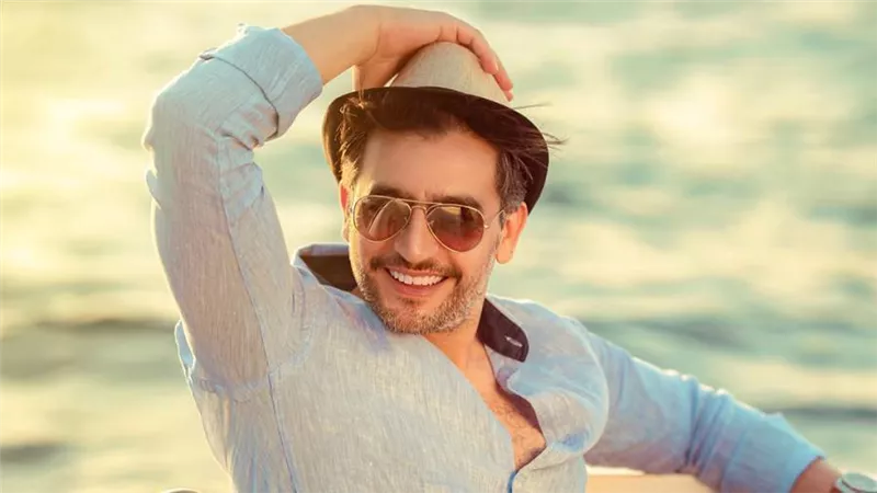 هاني سلامة يتعاقد على مسلسل جديد إنتاج ريمون مقار والعرض في رمضان 2023