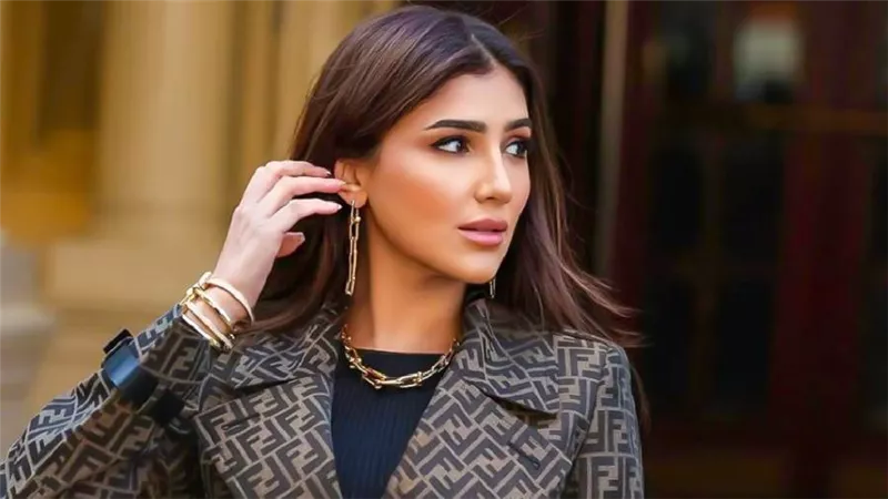 تحت تهديد السلاح وبضع ساعات في يوم ما وبنات رزق وتحت الأرض .. 4 أفلام سينمائية تنتظرها مي عمر