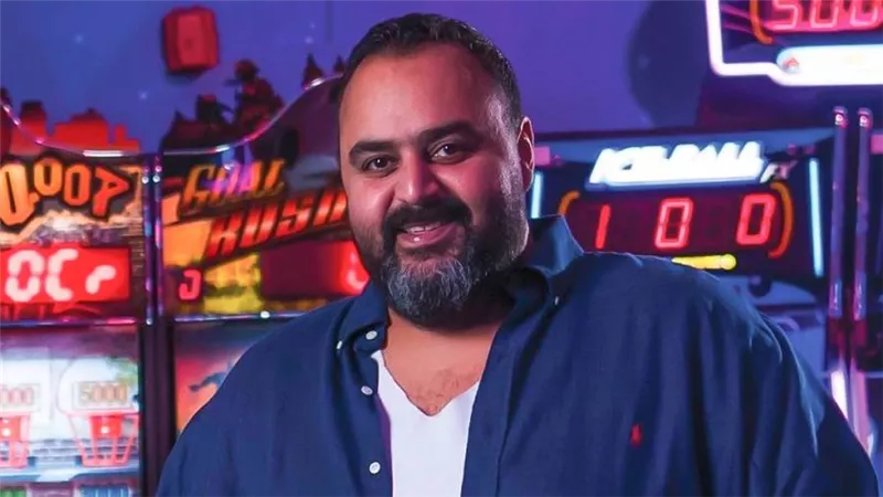 شيكو يجسد شخصية بقال ضمن أحداث فيلمه الجديد ابن الحاج أحمد 