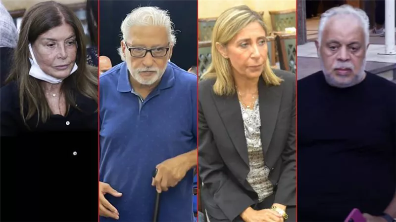 بالصور : النجوم يؤدون واجب العزاء في المخرج علي عبدالخالق بمسجد الحامدية الشاذلية