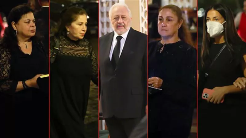 بالصور .. النجمات تقدمن واجب العزاء في زوجة الفنان خالد زكي بمسجد الشرطة في الشيخ زايد