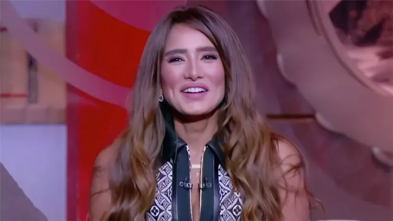 زينة : فكرت أبطل تمثيل بسبب الليلة واللي فيها والوسط الفني به مؤامرات لإفشال النجم