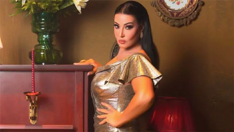سمية الخشاب راقصة ضمن أحداث مسرحية كازينو بديعة والعرض فى ديسمبر المقبل 
