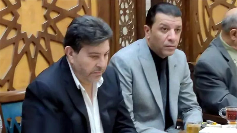 النقيب السابق والنقيب الحالي في صورة واحدة أثناء عزاء الموسيقار محمد سلطان