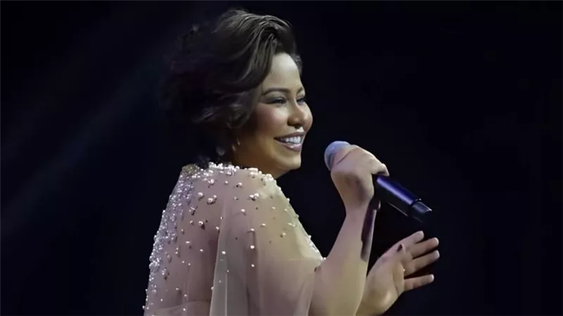 شيرين عبدالوهاب : أعتز بزيارتي لـ فضل شاكر وبيادة الجيش اللبناني على دماغي