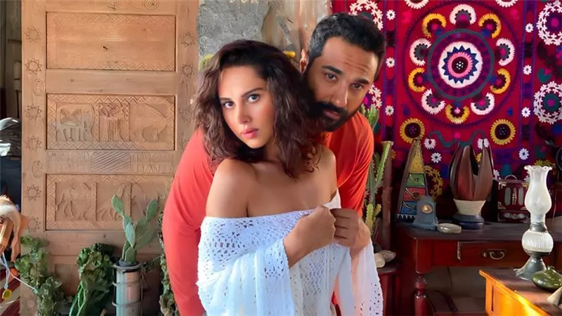 فيلم أنا لحبيبي لـ كريم فهمى وياسمين رئيس يقترب من 6 ملايين جنيه فى 17 يوم عرض