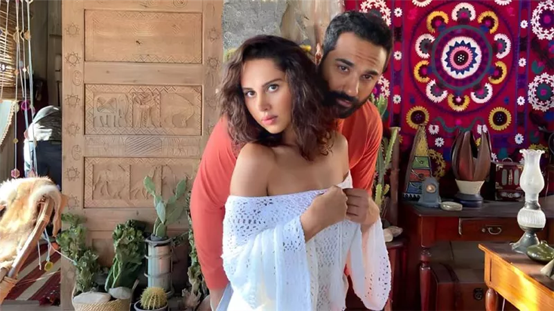 أنا لحبيبي لـ كريم فهمي وياسمين رئيس يحصد 3 ملايين جنيه في أول أسبوع عرض