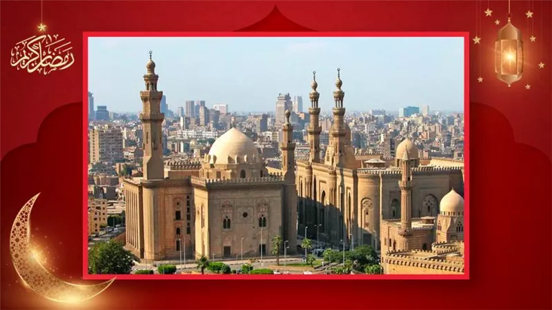 مسجد السلطان حسن .. أكثر آثار القاهرة تناسقًا وصورته وضعت على الـ 100 جنيه