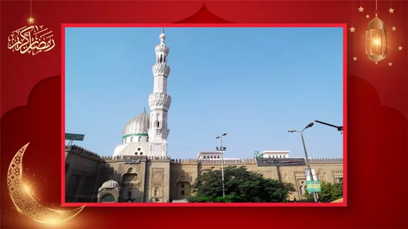 مسجد السيدة زينب .. عُرف باسم قنطرة السباع وهو ملاذ الفقراء ومزار محبي آل البيت