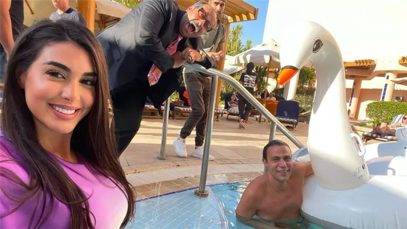 ياسمين صبري تنشر صور جديدة مع محمد إمام من فيلم أبو نسب والعرض بموسم الصيف