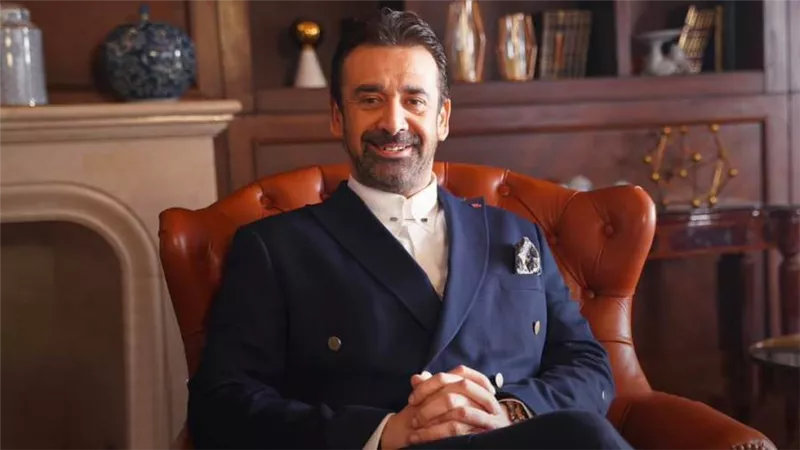 كريم عبدالعزيز ضيف برنامج Sold Out مع محمود سعد على WATCH IT يوم 14 يوليو المقبل