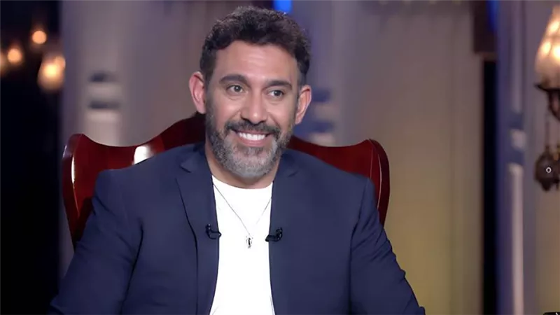 عمرو مصطفى : ناس كتير نصحوني أروح لدكتور نفسي وبقيت أهم مطرب في مصر في سنة واحدة