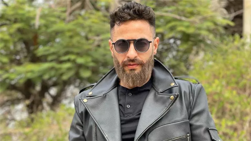 حماده هلال يظهر بلوك جديد : أحضر لعمل فني جديد بعيداً عن المداح