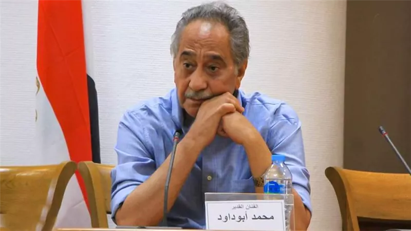 محمد أبو داود: اشتغلت كومبارس وقاطع تذاكر بالمسرح قبل التمثيل وتكريمي من مهرجان المسرح الأهم في حياتي