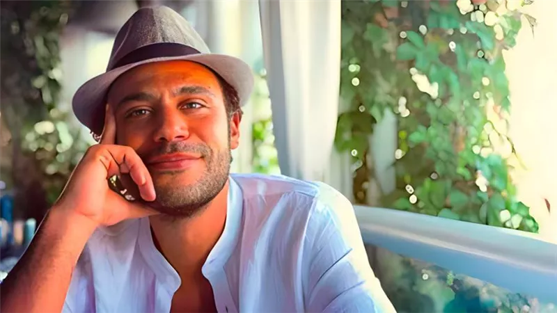 محمد إمام ينتهي من تصوير فيلم اللعب مع العيال الأسبوع المقبل