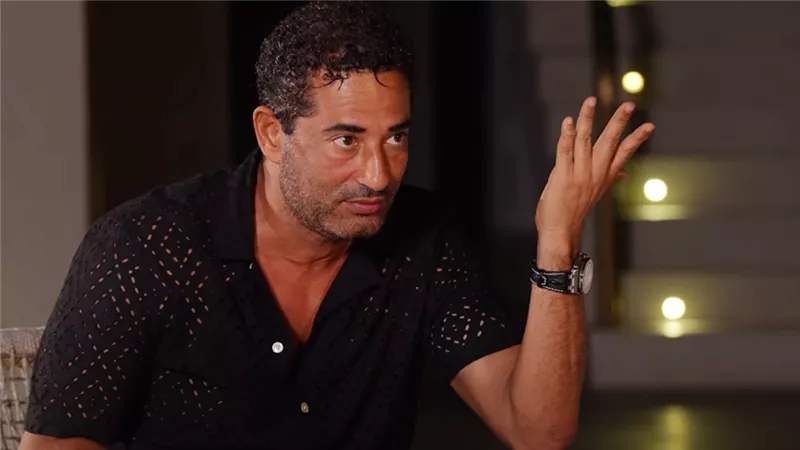 عمرو سعد : كنت عامل ريچيم طبيعي وأنا صغير بسبب الحرمان وكان نفسي أشتغل إعلامي وأنا في ثانوي