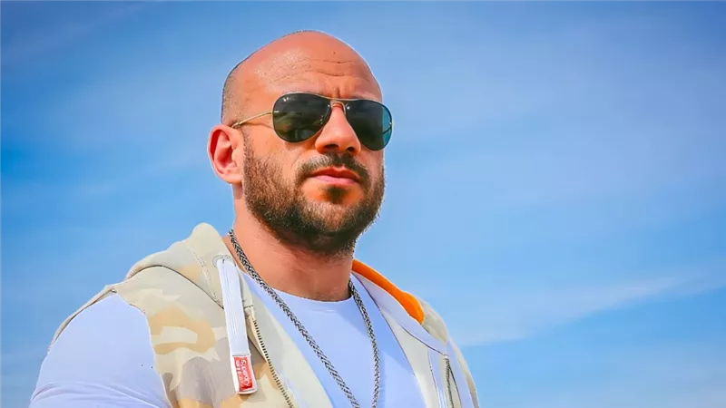 أحمد مكي مجرم تائب في مسلسل الغاوي رمضان 2025