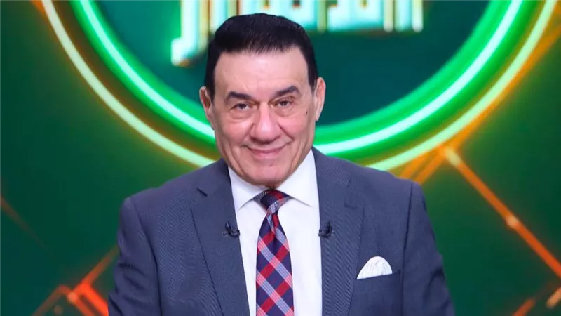 مدحت شلبي يغيب عن الشاشة بسبب تعرضه لأزمة صحية