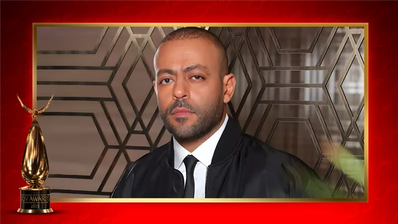 تامر عاشور