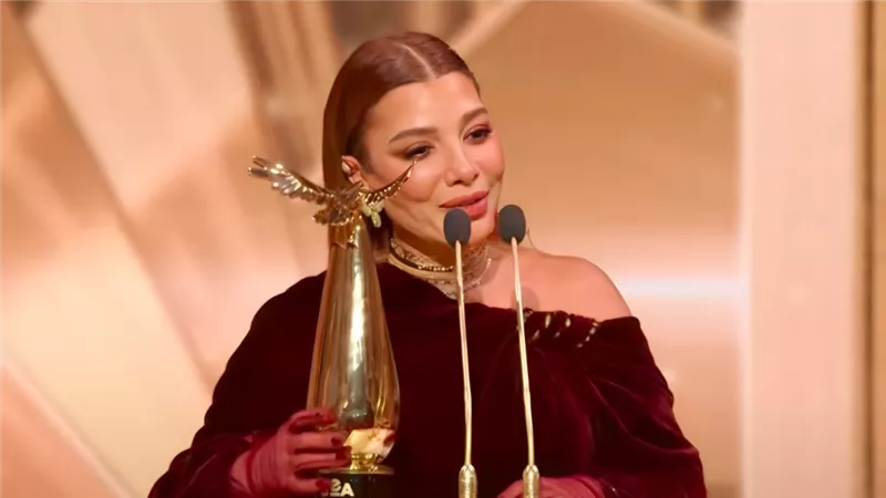 أصالة تحصد جائزة الفنانة المفضلة عن فئة الغناء في Joy Awards 2025