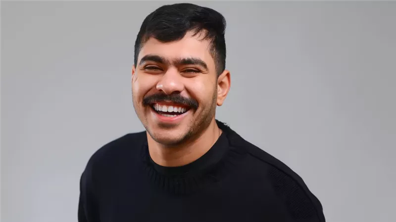 أحمد رمزي يبدأ تصوير أولى بطولاته السينمائية بعد الانتهاء من مسلسله الجديد والعرض Off Season