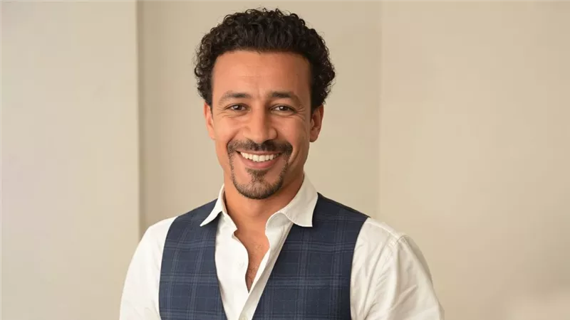 أحمد داود يعود بالزمن إلى الوراء في فيلم إذما والعرض في عيد الأضحى 