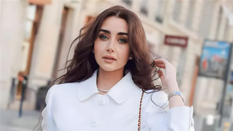 هنا الزاهد تناقش الخلافات العائلية والمشاكل الأسرية ضمن أحداث مسلسلها الجديد بنت وداد