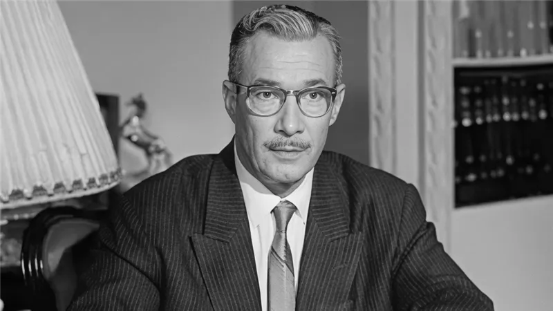 صلاح نظمي 