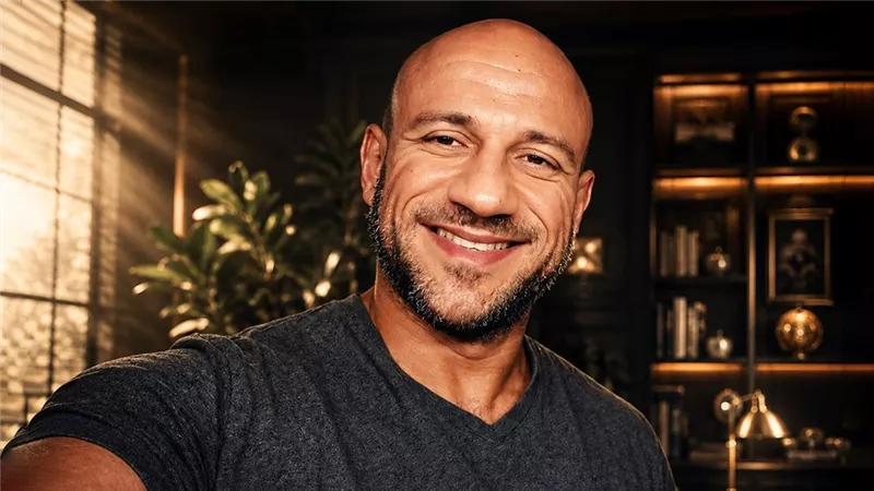 أحمد مكي يبدأ تحضيرات مسلسل «الفلكي» عقب انتهاء تصوير فيلم «فرصة سعيدة» أوائل أكتوبر المقبل