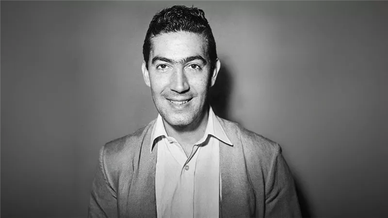 منير مراد 